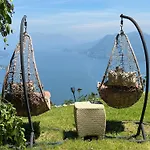 Private Luxury & Silence Retreat With Spectacular View Over The Maggiore 住宿加早餐酒店 4*