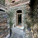 Private Luxury & Silence Retreat With Spectacular View Over The Maggiore 住宿加早餐酒店