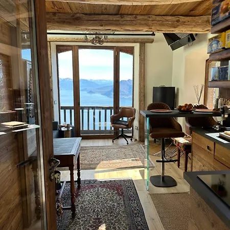 Private Luxury & Silence Retreat With Spectacular View Over The Maggiore Bed & Breakfast Stresa
