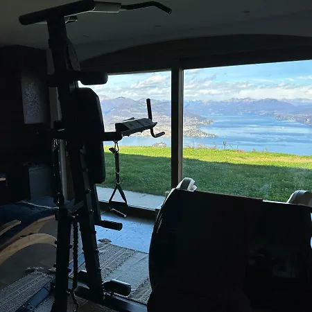 Private Luxury & Silence Retreat With Spectacular View Over The Maggiore Frühstückspension Stresa