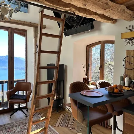 Frühstückspension Private Luxury & Silence Retreat With Spectacular View Over The Maggiore