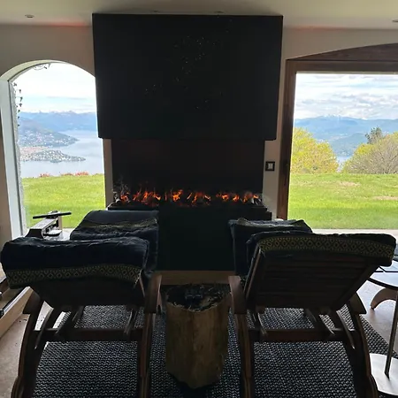 Private Luxury & Silence Retreat With Spectacular View Over The Maggiore Bed & Breakfast *