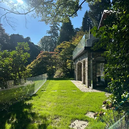 Bed & Breakfast Private Luxury & Silence Retreat With Spectacular View Over The Maggiore