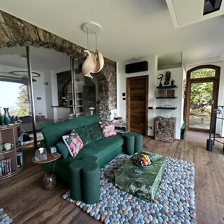 Private Luxury & Silence Retreat With Spectacular View Over The Maggiore Bed & Breakfast 4*