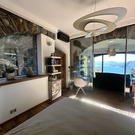 Panzió Private Luxury & Silence Retreat With Spectacular View Over The Maggiore Stresa