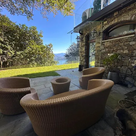 Private Luxury & Silence Retreat With Spectacular View Over The Maggiore Bed & Breakfast 4*