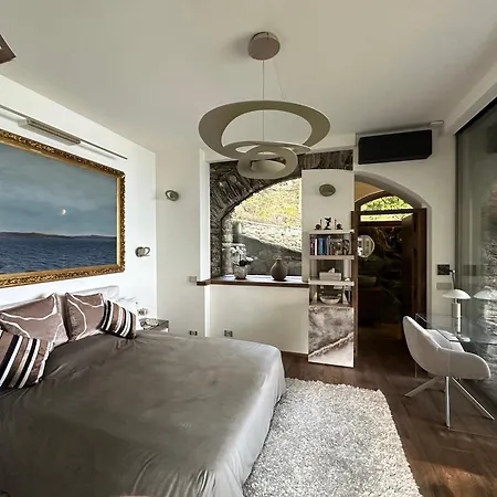 Bed & Breakfast Private Luxury & Silence Retreat With Spectacular View Over The Maggiore Stresa