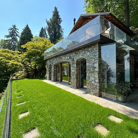 Private Luxury & Silence Retreat With Spectacular View Over The Maggiore Bed & Breakfast Stresa