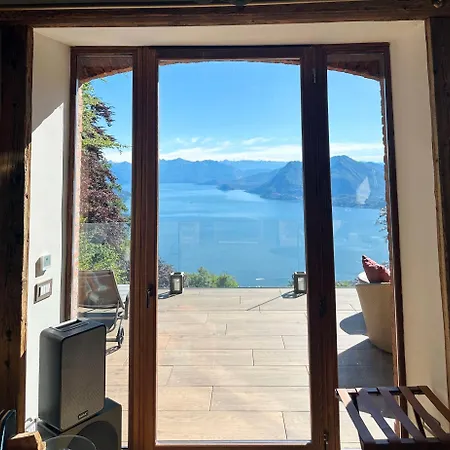 Private Luxury & Silence Retreat With Spectacular View Over The Maggiore Couette-café