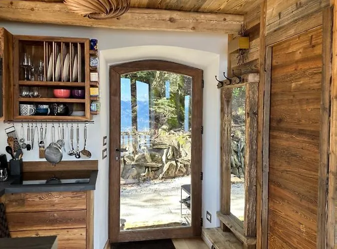 Private Luxury & Silence Retreat With Spectacular View Over The Maggiore Bed & Breakfast