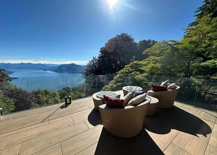 Private Luxury & Silence Retreat With Spectacular View Over The Maggiore Bed & Breakfast Stresa