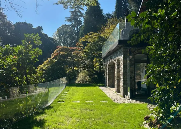 Bed & Breakfast Private Luxury & Silence Retreat With Spectacular View Over The Maggiore