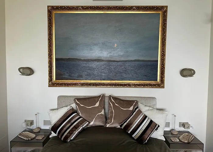 Frühstückspension Private Luxury & Silence Retreat With Spectacular View Over The Maggiore