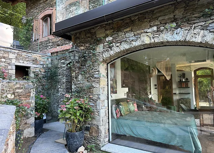 Private Luxury & Silence Retreat With Spectacular View Over The Maggiore Bed & Breakfast 4*