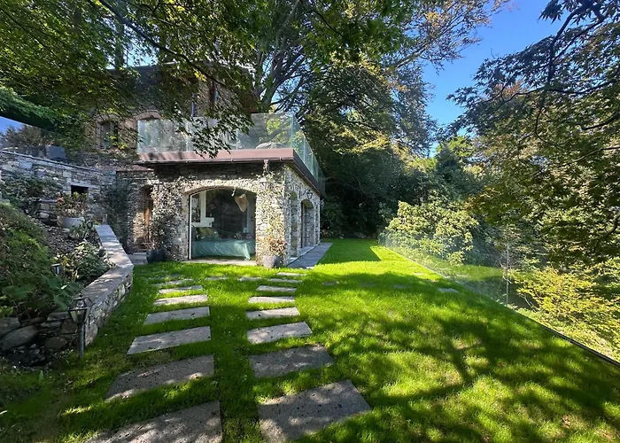 Frühstückspension Private Luxury & Silence Retreat With Spectacular View Over The Maggiore Stresa