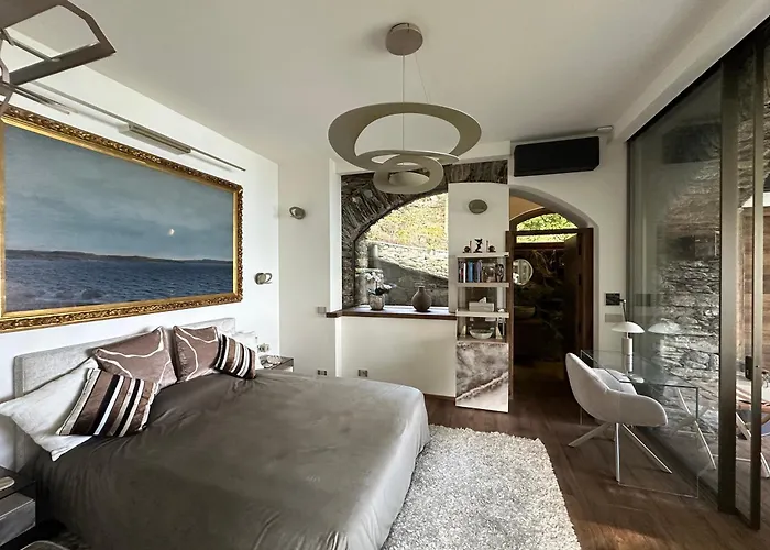 Bed & Breakfast Private Luxury & Silence Retreat With Spectacular View Over The Maggiore Stresa