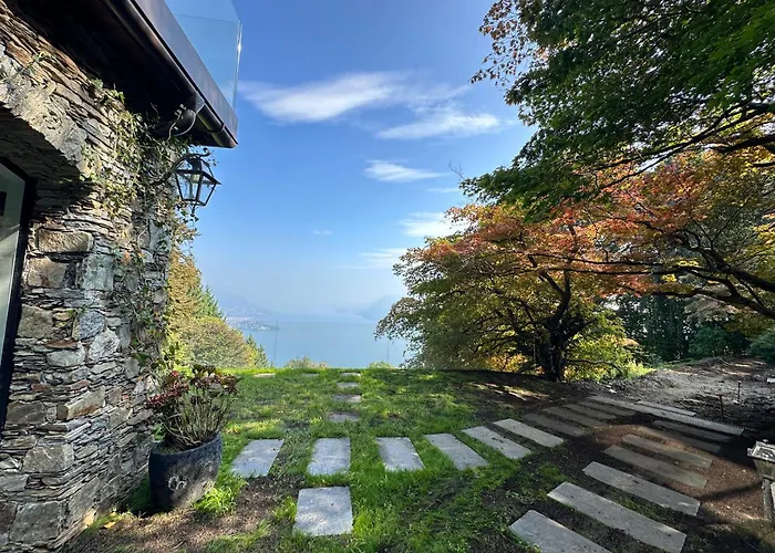 Frühstückspension Private Luxury & Silence Retreat With Spectacular View Over The Maggiore 4*