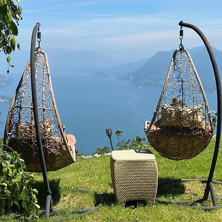 Private Luxury & Silence Retreat With Spectacular View Over The Maggiore ベッド・アンド・ブレックファスト *