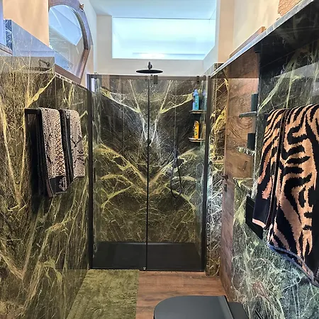 Bed & Breakfast Private Luxury & Silence Retreat With Spectacular View Over The Maggiore Stresa